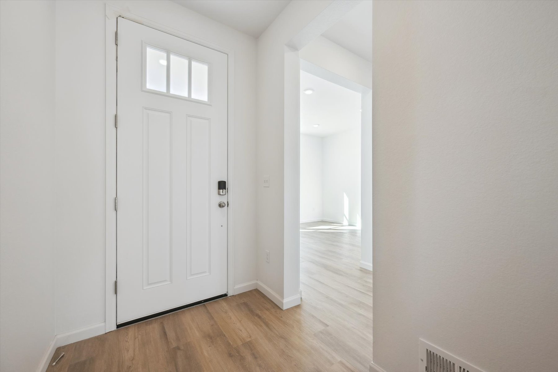 Entry of the Alexandrite floor plan