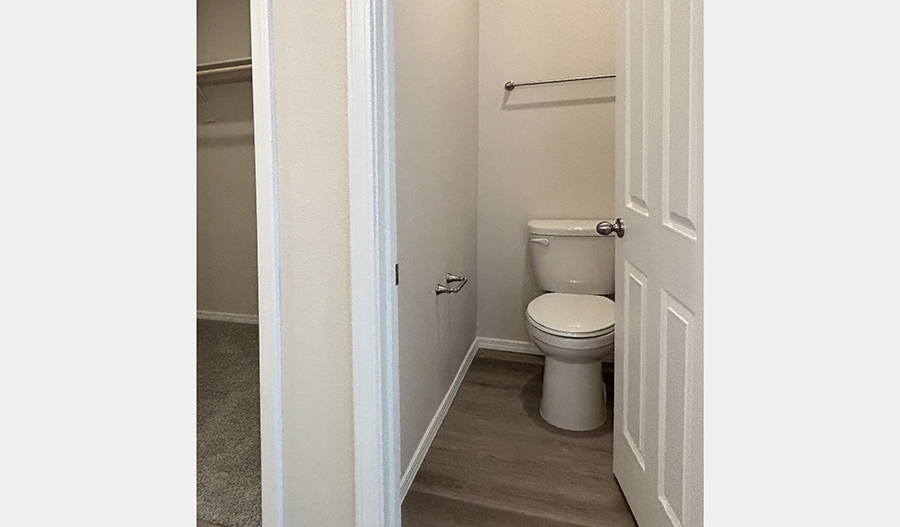Bathroom of the Sapphire floor plan