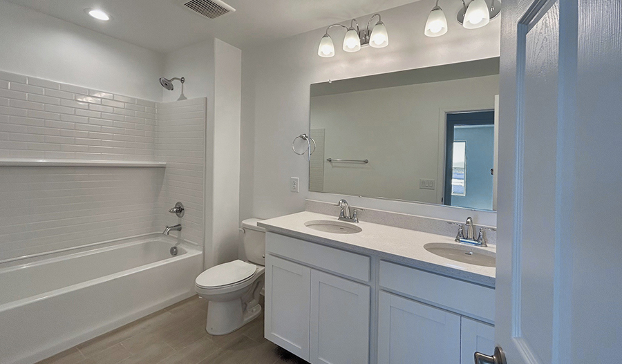 Bathroom of the Lantana floor plan