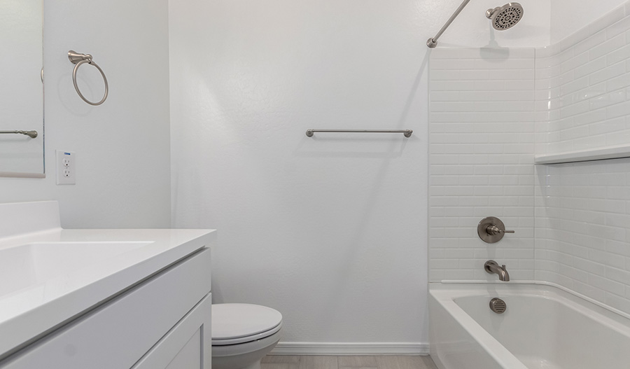 Bathroom of the Alexandrite floor plan