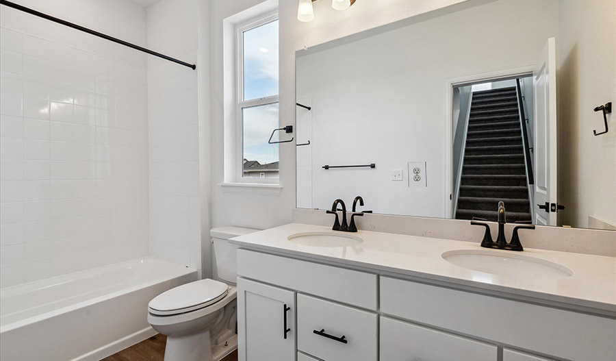Bathroom of the Julien floor plan