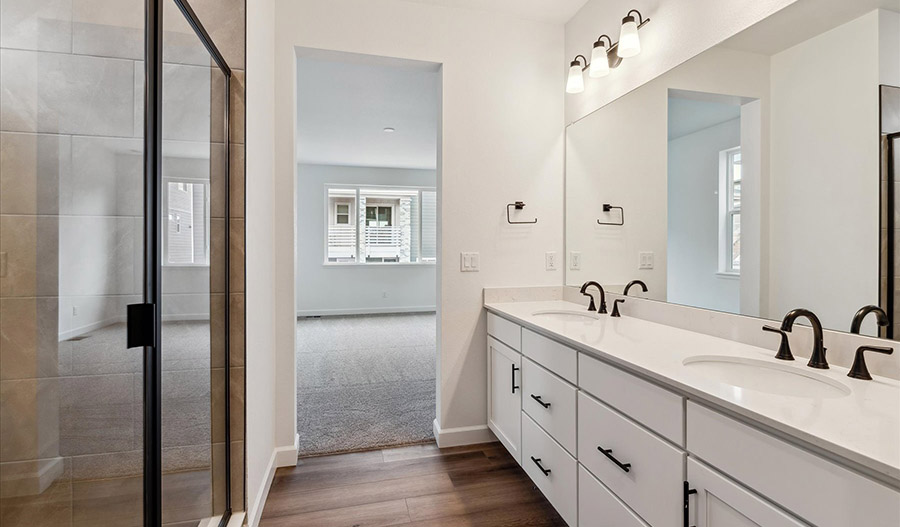 Bathroom of the Julien floor plan