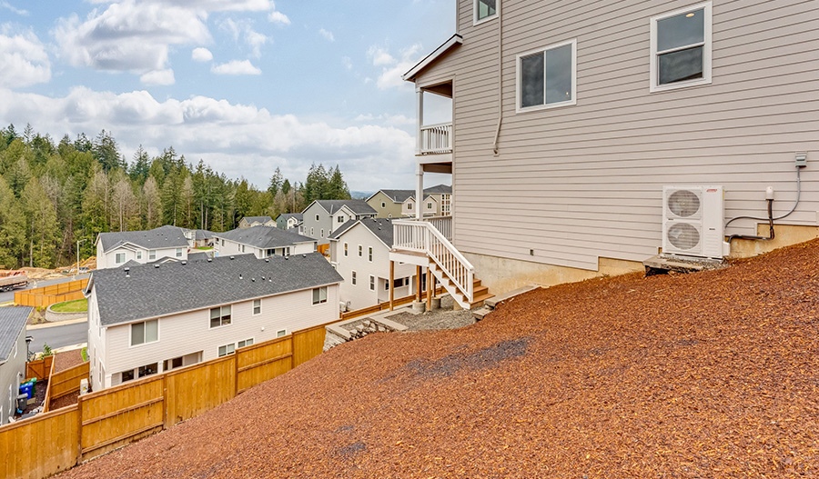 Backyard of the Lander floor plan
