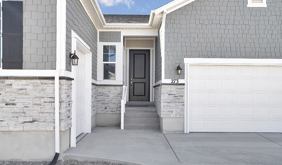 Exterior of the Pinecrest floor plan
