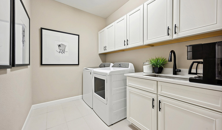 Laundry of the Farmington floor plan