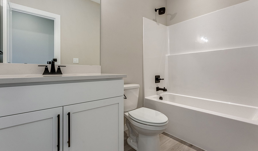 Bathroom of the Layla floor plan