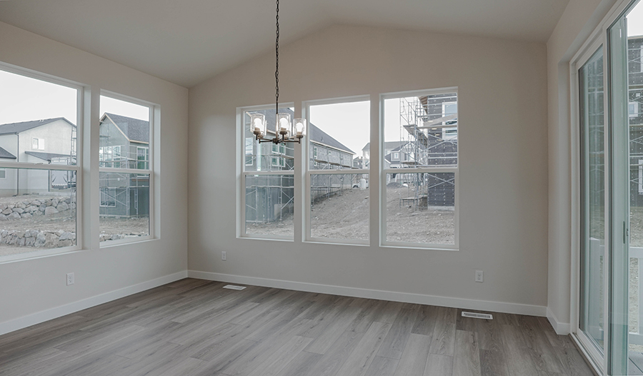 Sunroom of the Helena floor plan