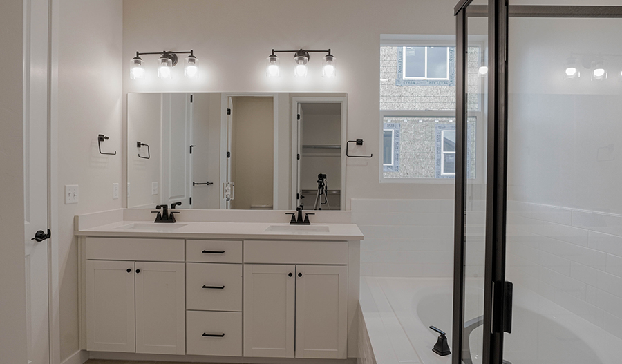 Bathroom of the Helena floor plan