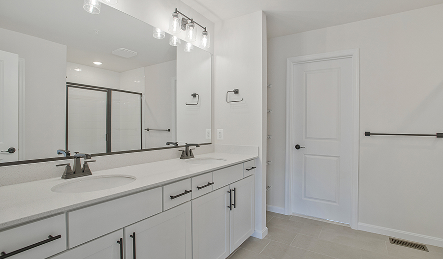 Bathroom of the Lapis floor plan