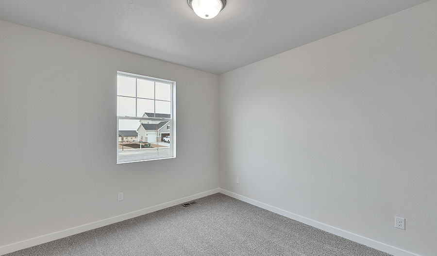 Bedroom of the Decker floor plan