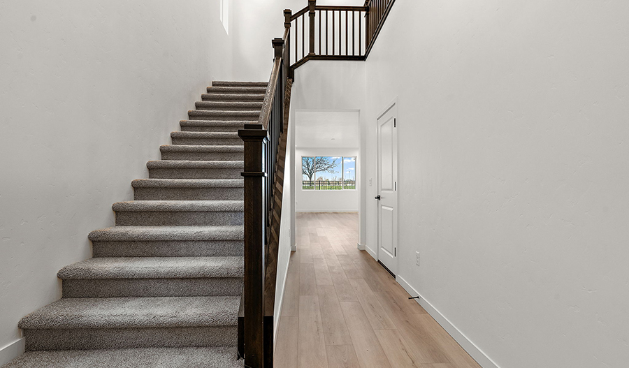 Entry of the Laurel floor plan