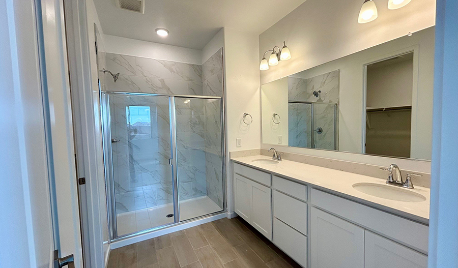 Bathroom of the Sapphire floor plan