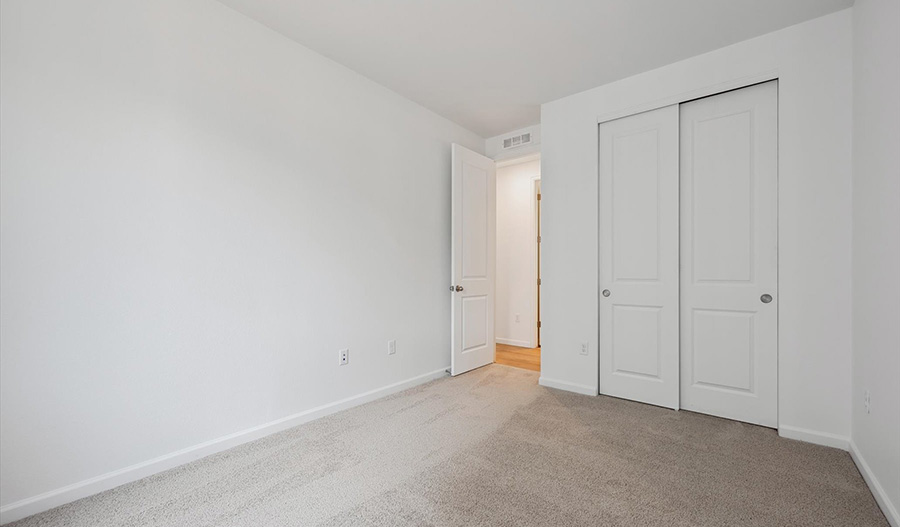 Bedroom of the Alexandrite floor plan