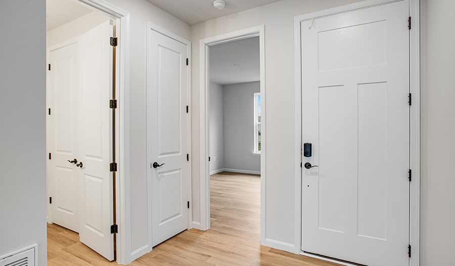 Entry of the Pearl floor plan