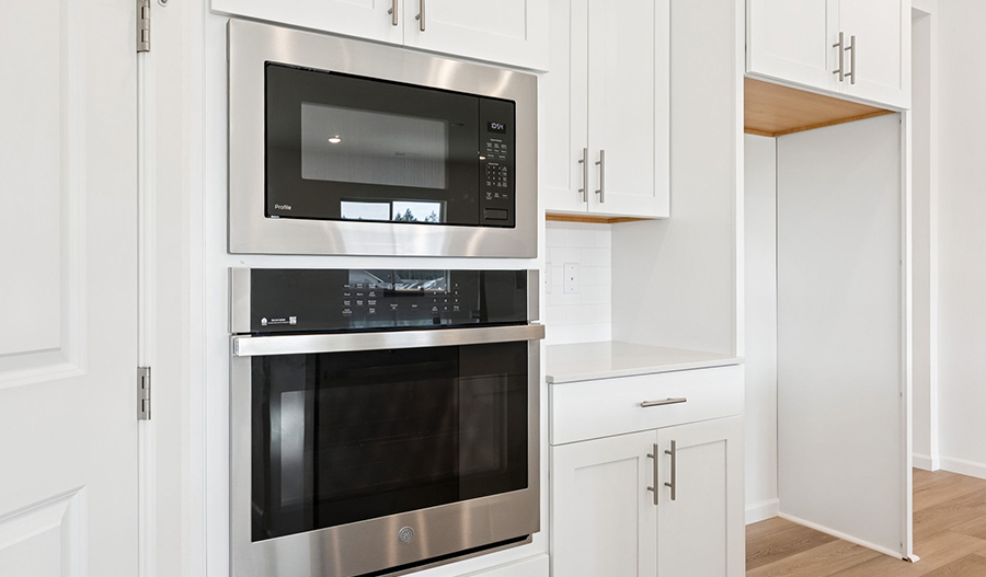 Kitchen of the Arlington floor plan