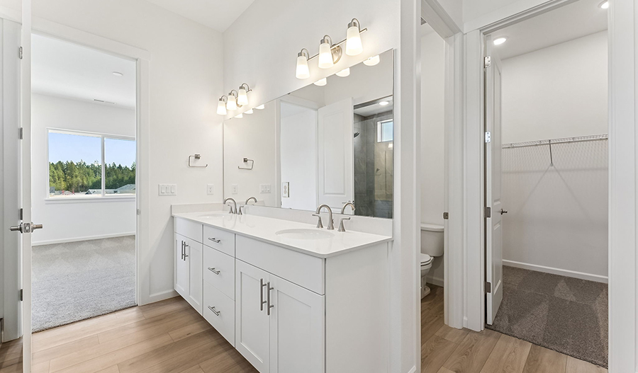 Bathroom of the Arlington floor plan