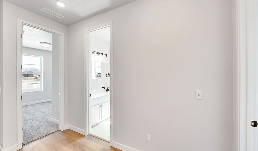 Hallway of the Bronze floor plan