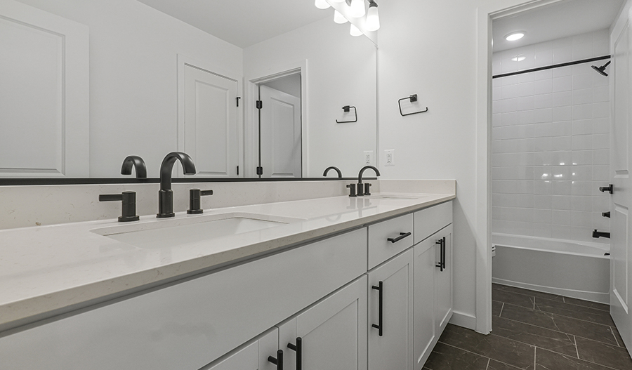 Bathroom of the Donovan floor plan