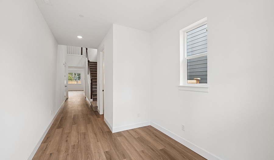 Entry of the Laurel floor plan
