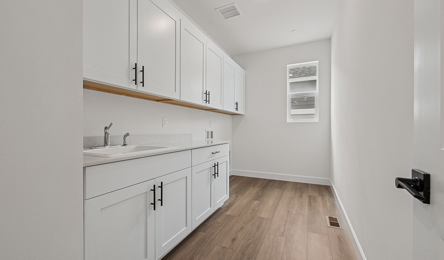 Laundry Room of the Laurel floor plan