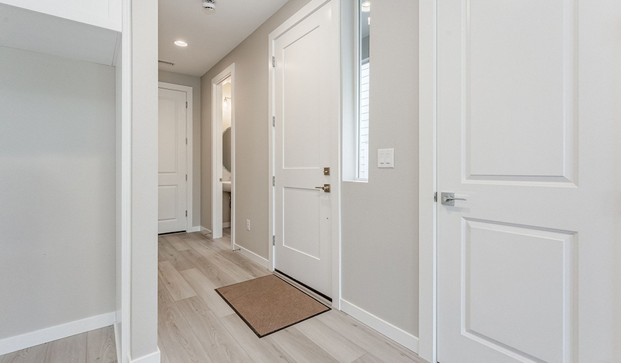 Entry of the Marblewood floor plan