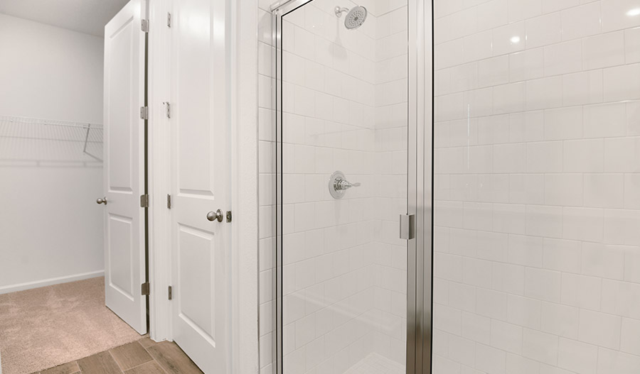 Bathroom of the Lynwood floor plan
