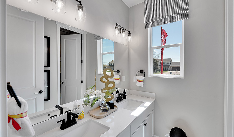 Bathroom of the Pewter floor plan