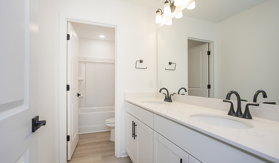 Bathroom of the Denali floor plan