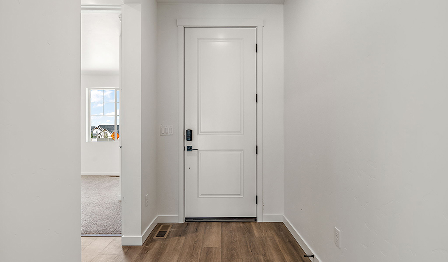 Entry of the Alexandrite floor plan