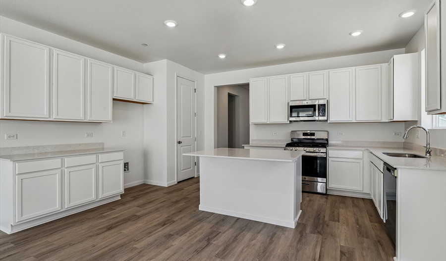 Kitchen of the Peridot floor plan