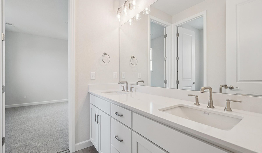 Bathroom of the Harmon floor plan