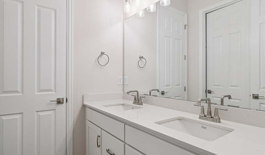 Bathroom of the Decker floor plan