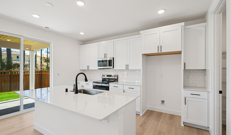 Kitchen of the Lapis floor plan