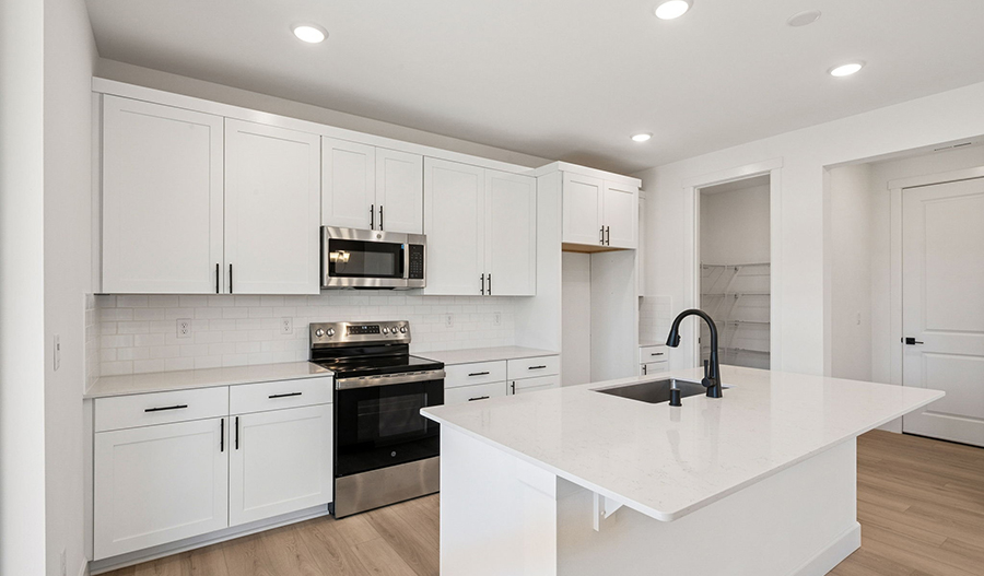 Kitchen of the Lapis floor plan