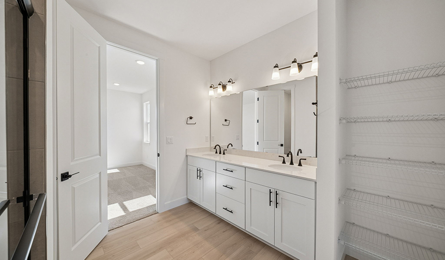 Bathroom of the Lapis floor plan