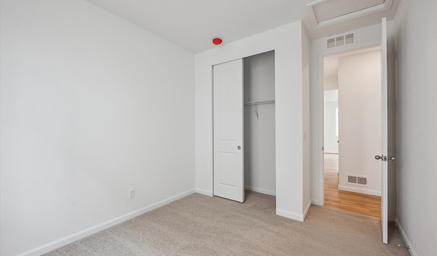 Bedroom of the Alexandrite floor plan