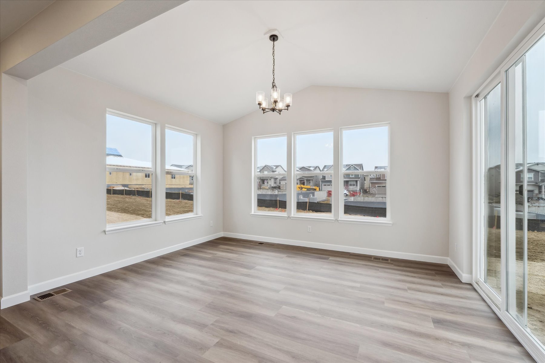 Sunroom of the Hemingway floor plan