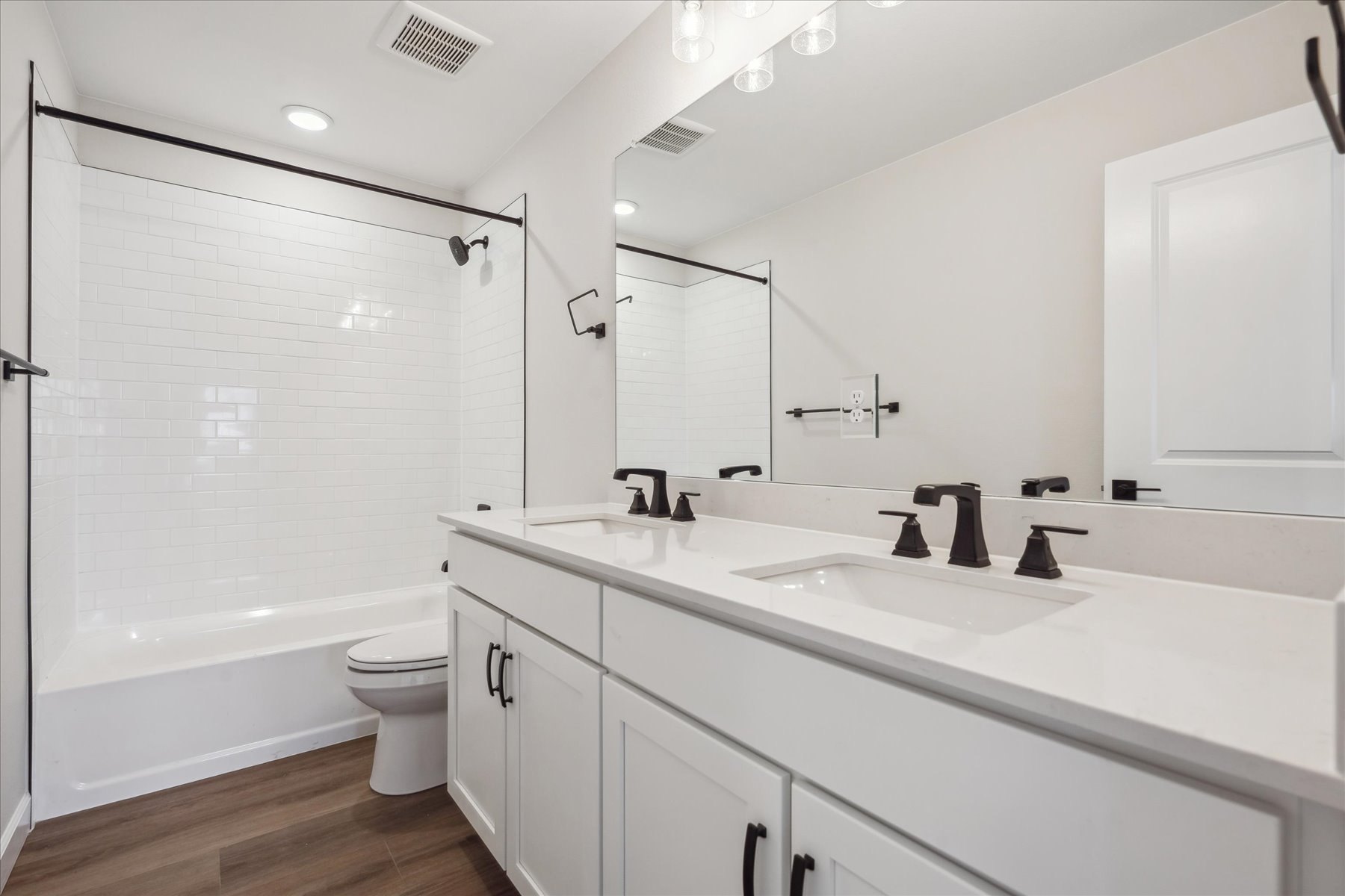 Bathroom of the Hemingway floor plan