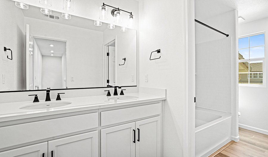 Bathroom of the Zinc floor plan