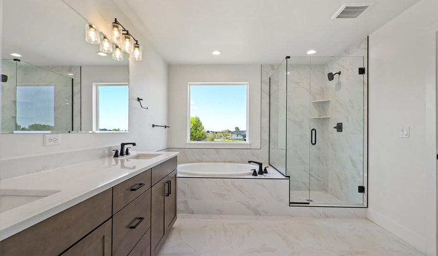 Bathroom of the Bradford floor plan