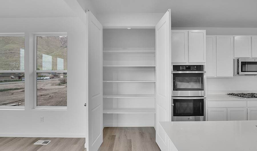 Kitchen of the Bryce floor plan