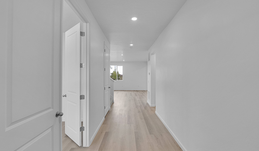 Entry of the Hemingway floor plan