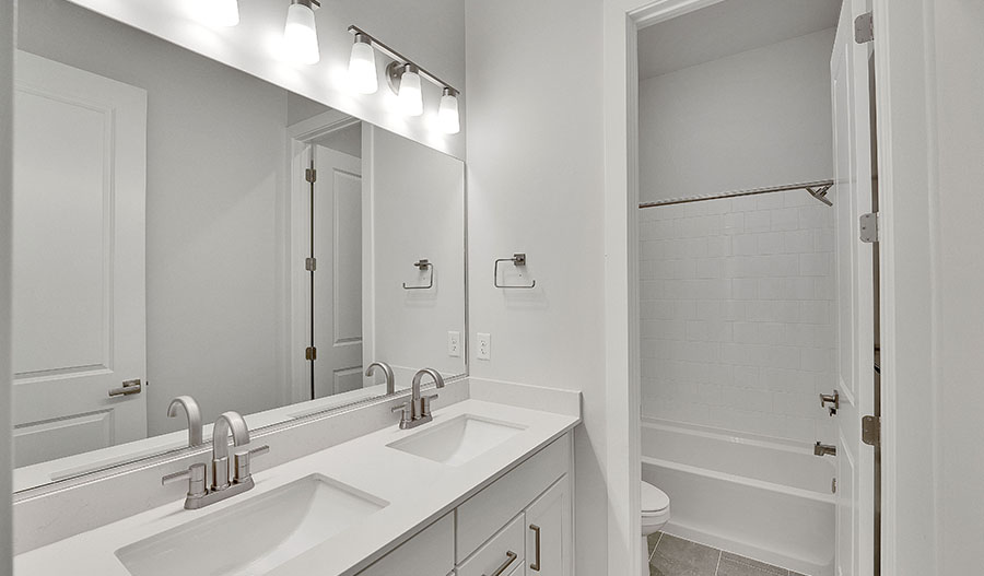 Bathroom of the DanielII floor plan