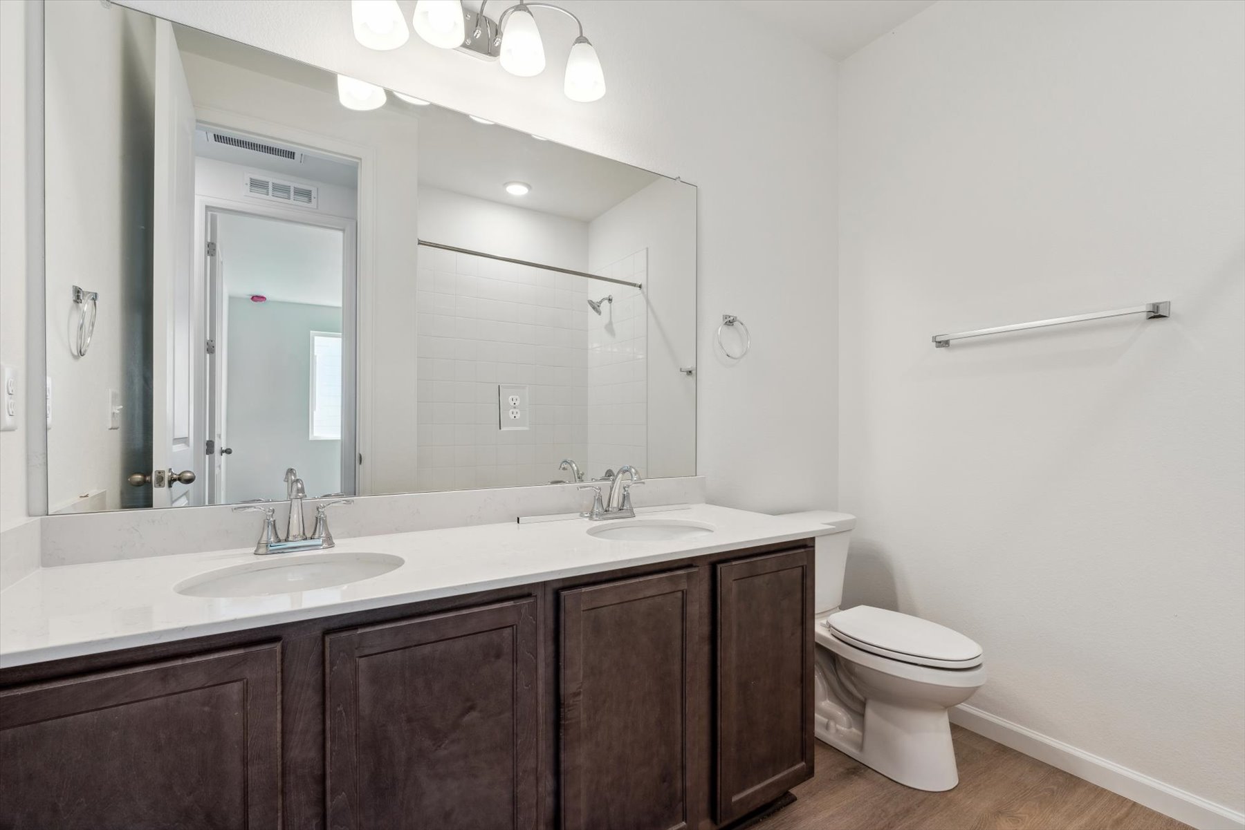 Bathroom of the Alexandrite floor plan