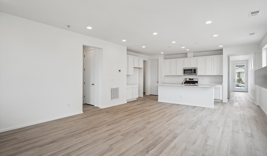 Dining Area of the LynwoodIDuo floor plan