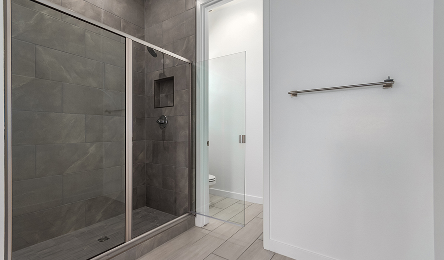 Bathroom of the Pinecrest floor plan