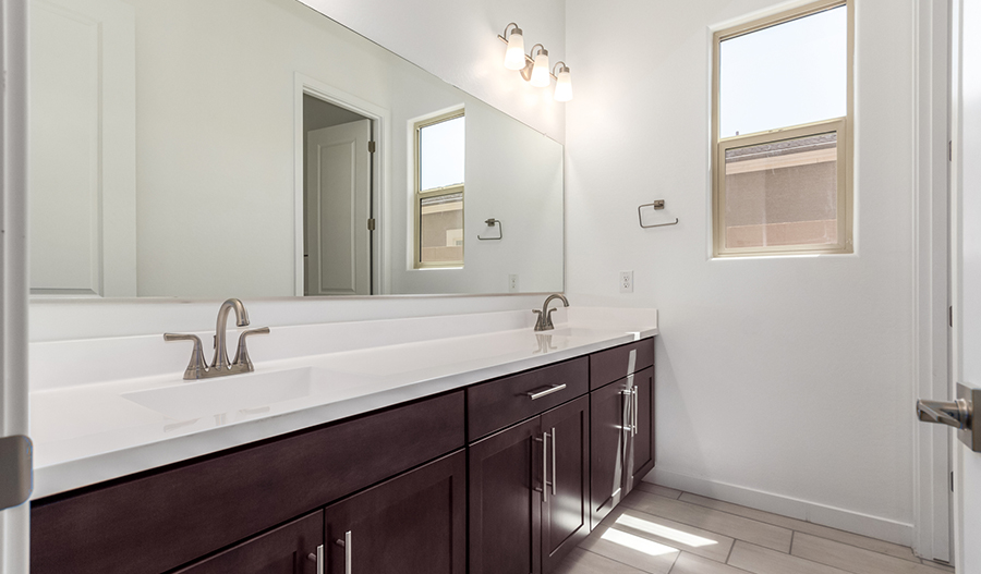 Bathroom of the Pinecrest floor plan