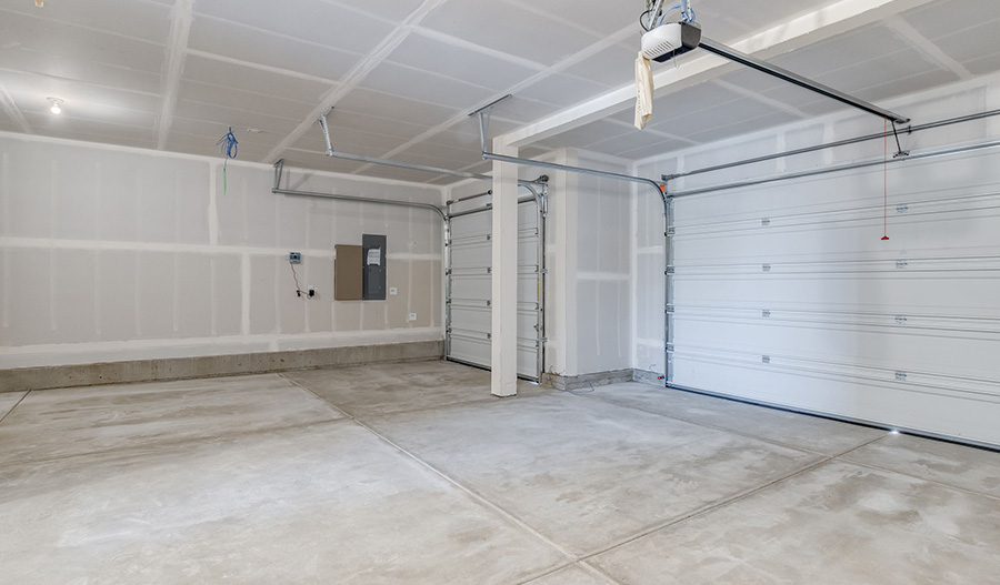 Garage of the Hemingway floor plan