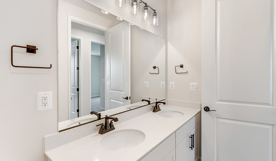 Bathroom of the Alexandrite floor plan