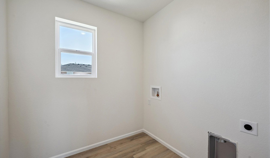 Laundry Room of the Pearl floor plan